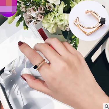 Exquisite Simple Exaggerated Geometric Ring - Image 2