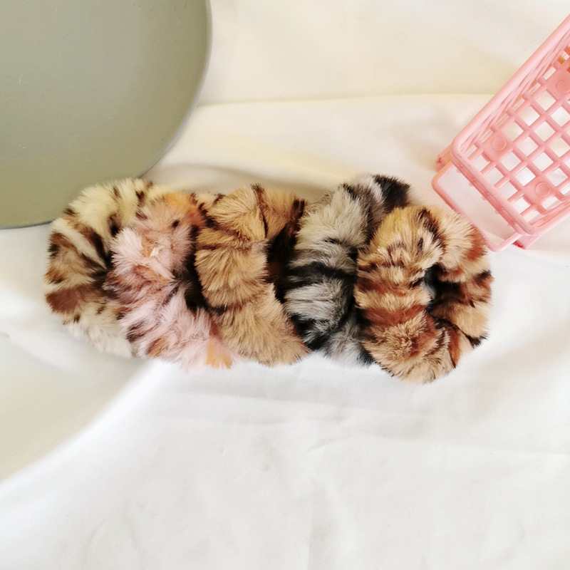 Warm Mink Hair Leopard Hair Tie