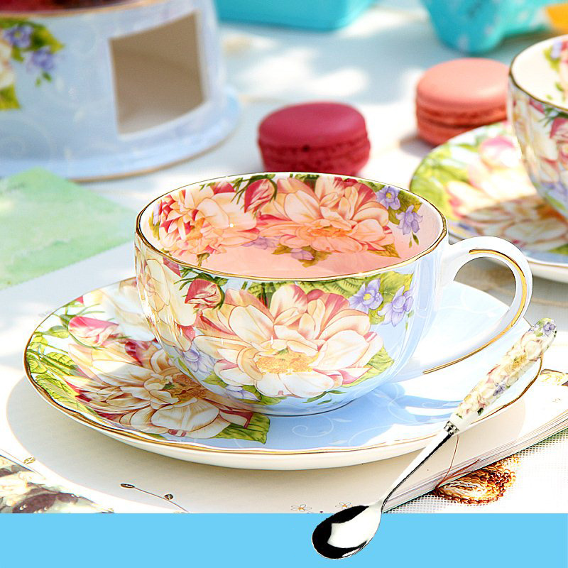 Ceramic Floral Embossed Plates and Cups