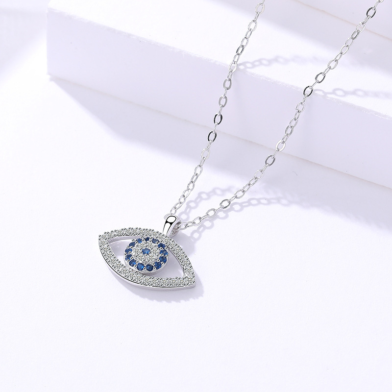 Atmospheric Demon Eye Necklace - Image 5