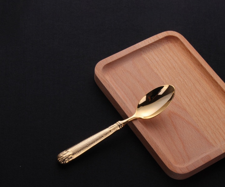 Four-Piece Stainless Steel Cutlery Set - Image 5