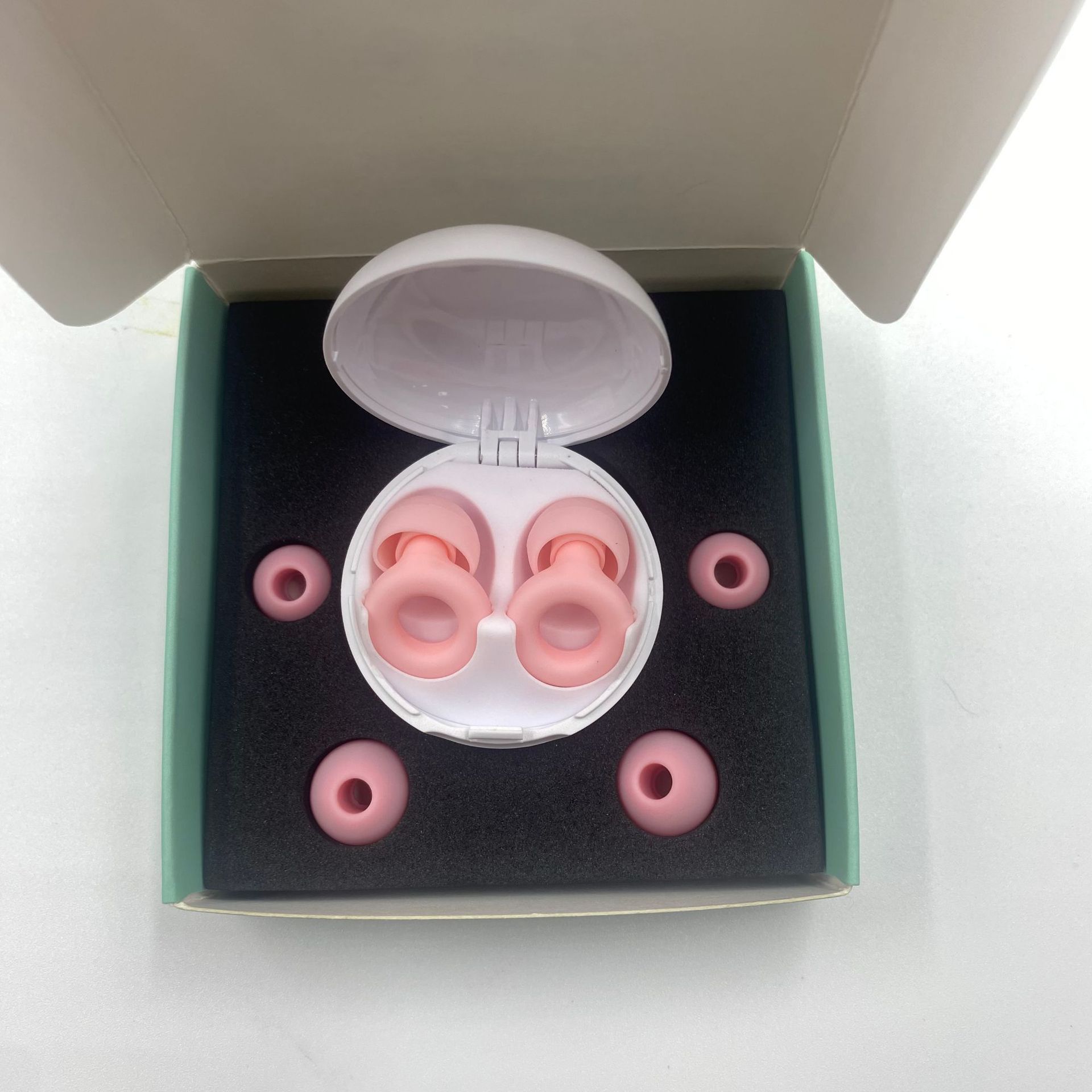 Sleep Soundproof Earplugs - Image 6