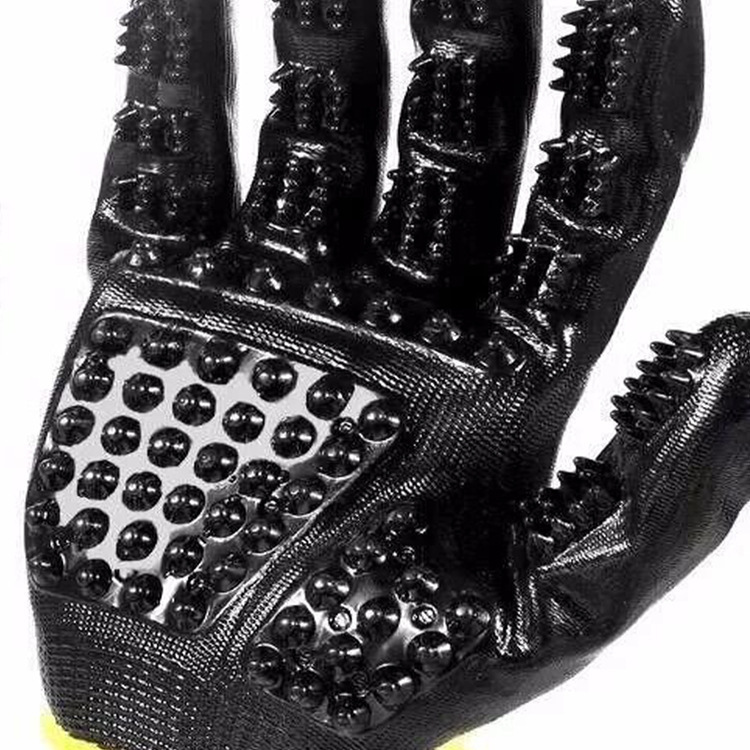 Soft Rubber Pet Hair Grooming Glove - Image 2