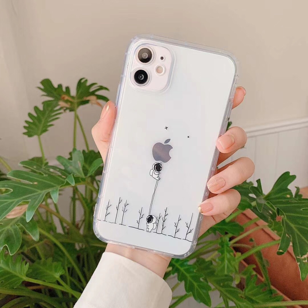 Creative Astronaut Transparent Phone Case - Image 6