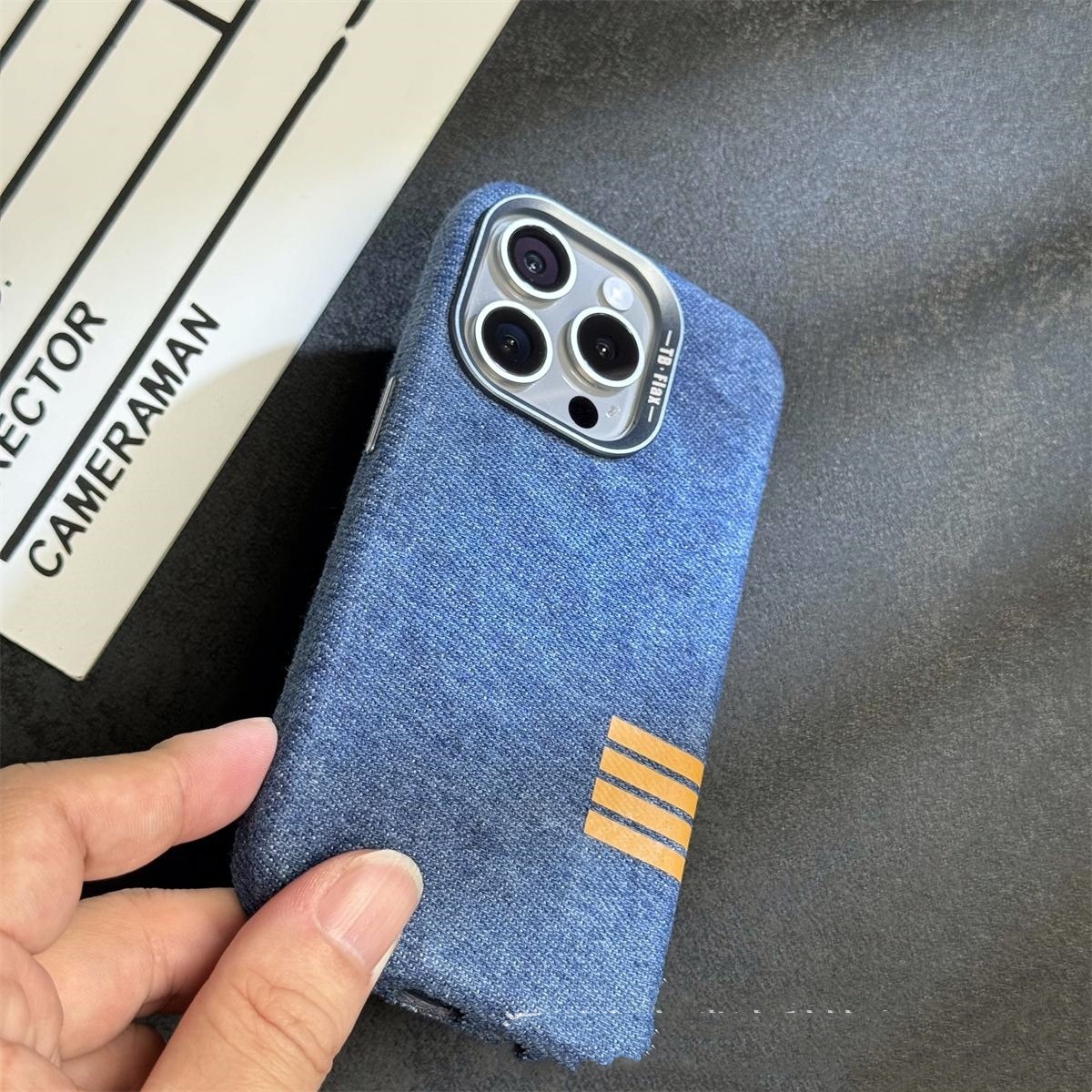 Retro Magnetic Drop-Resistant Protective Case - Image 4