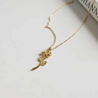 Rose Gold Flower Necklace