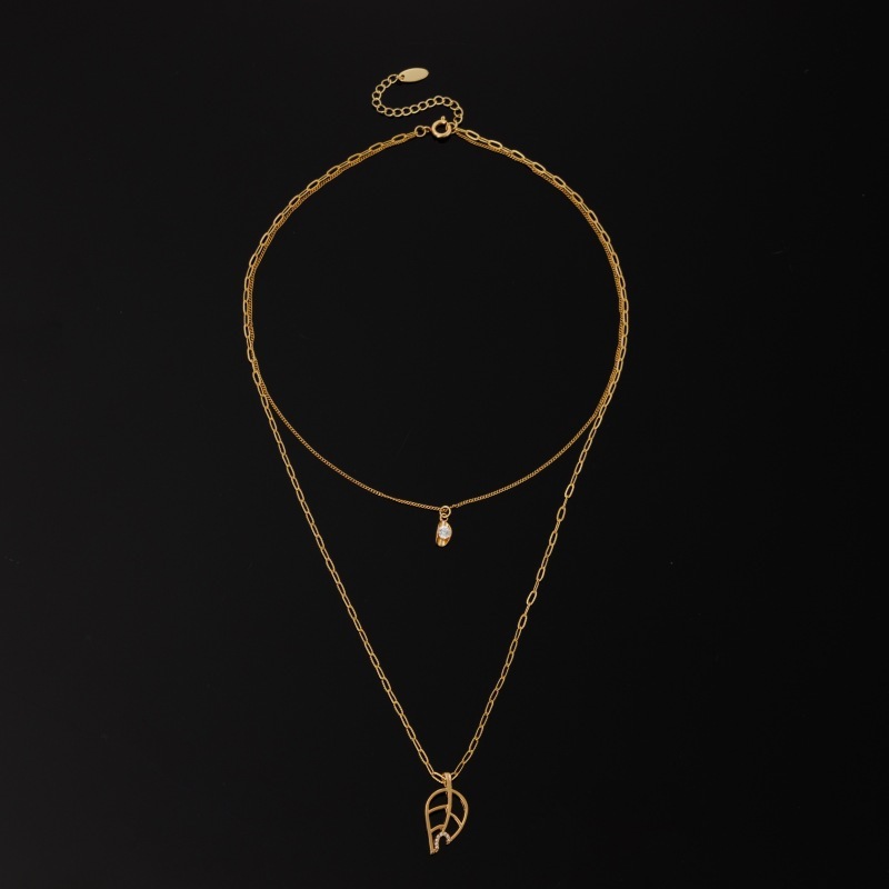 Simple Hollow Leaf Necklace - Image 2