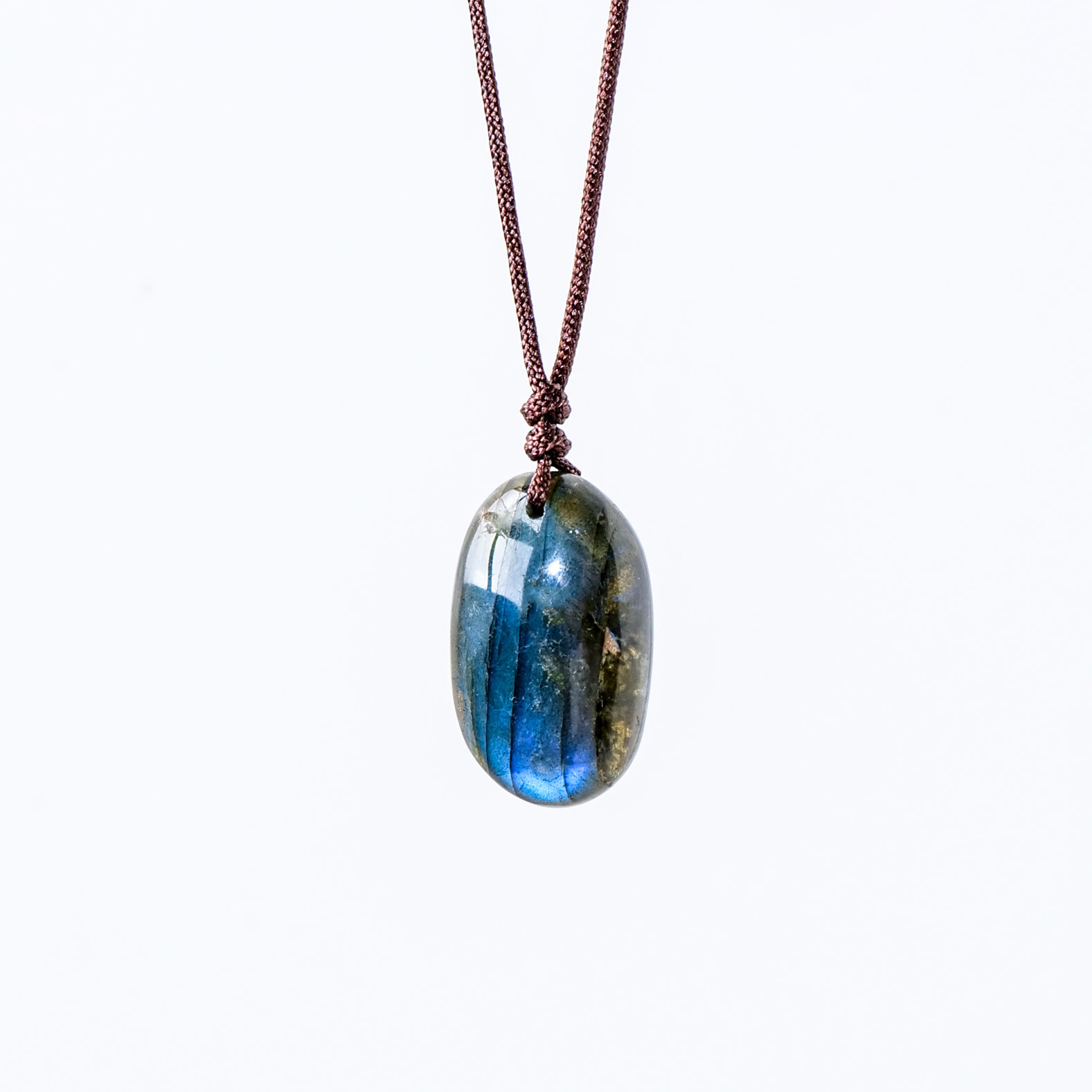 Simple Crystal Fashion Necklace - Image 2