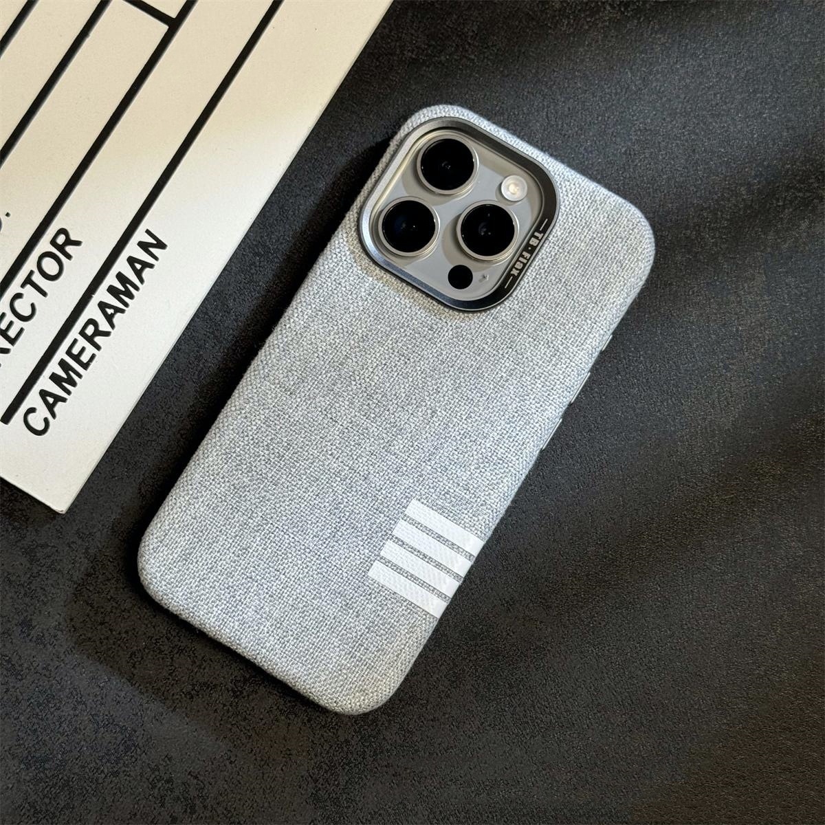 Retro Magnetic Drop-Resistant Protective Case - Image 6