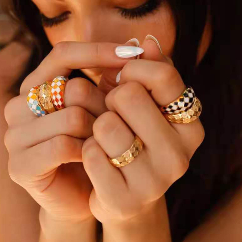 Love Chessboard Plaid Ring