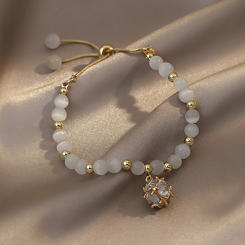 Simple Temperament Retro Bracelet