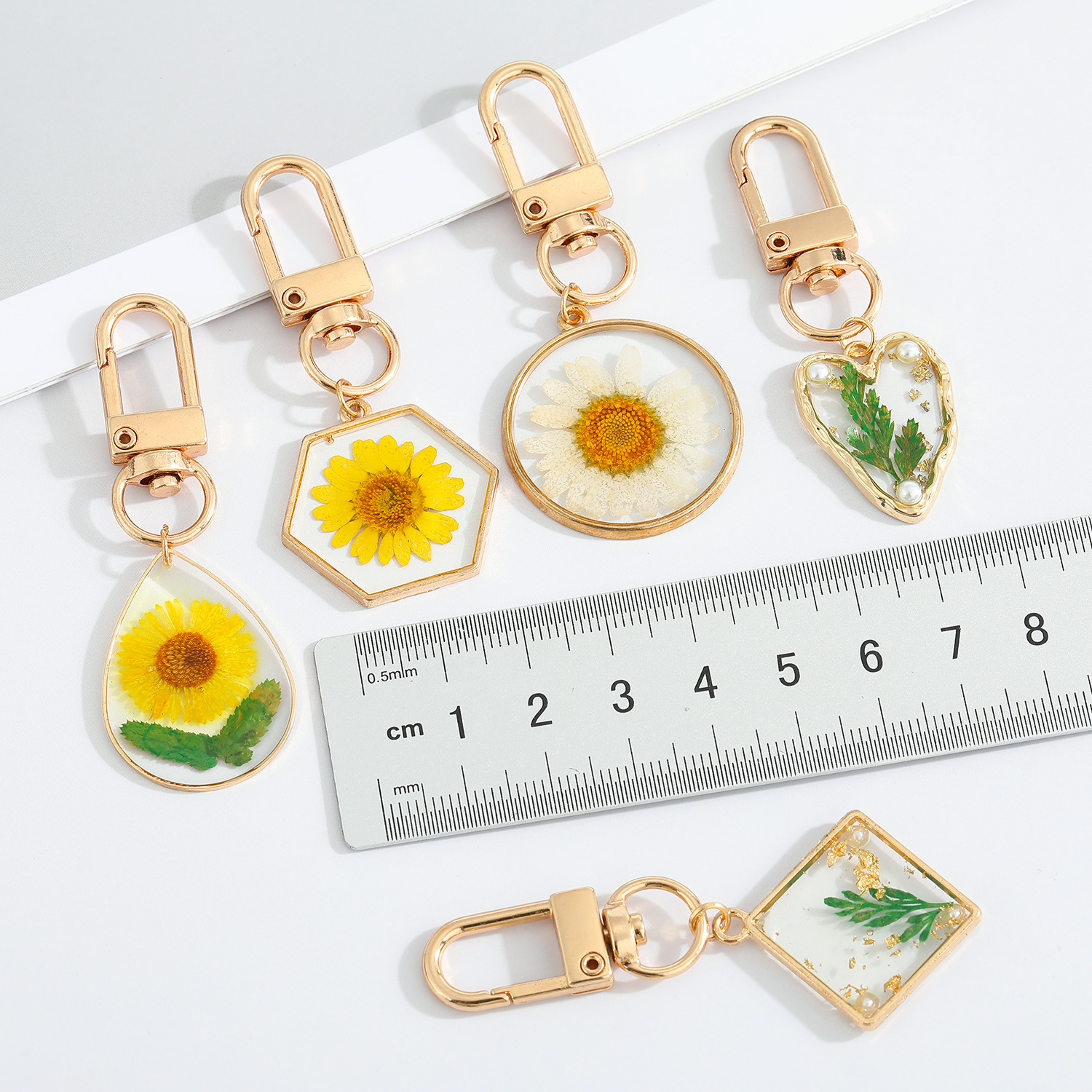 Natural Creative Dry Flower Keychain - Image 2