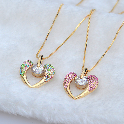 Small Crystal Heart Beaded Necklace