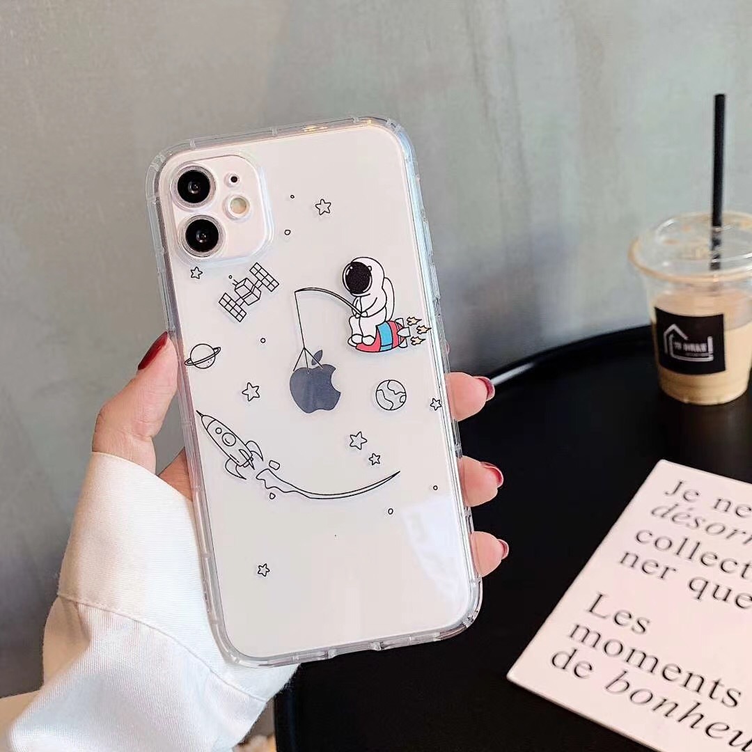 Creative Astronaut Transparent Phone Case - Image 8