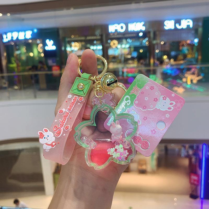 Fashionable Acrylic Pendant Keychain - Image 3