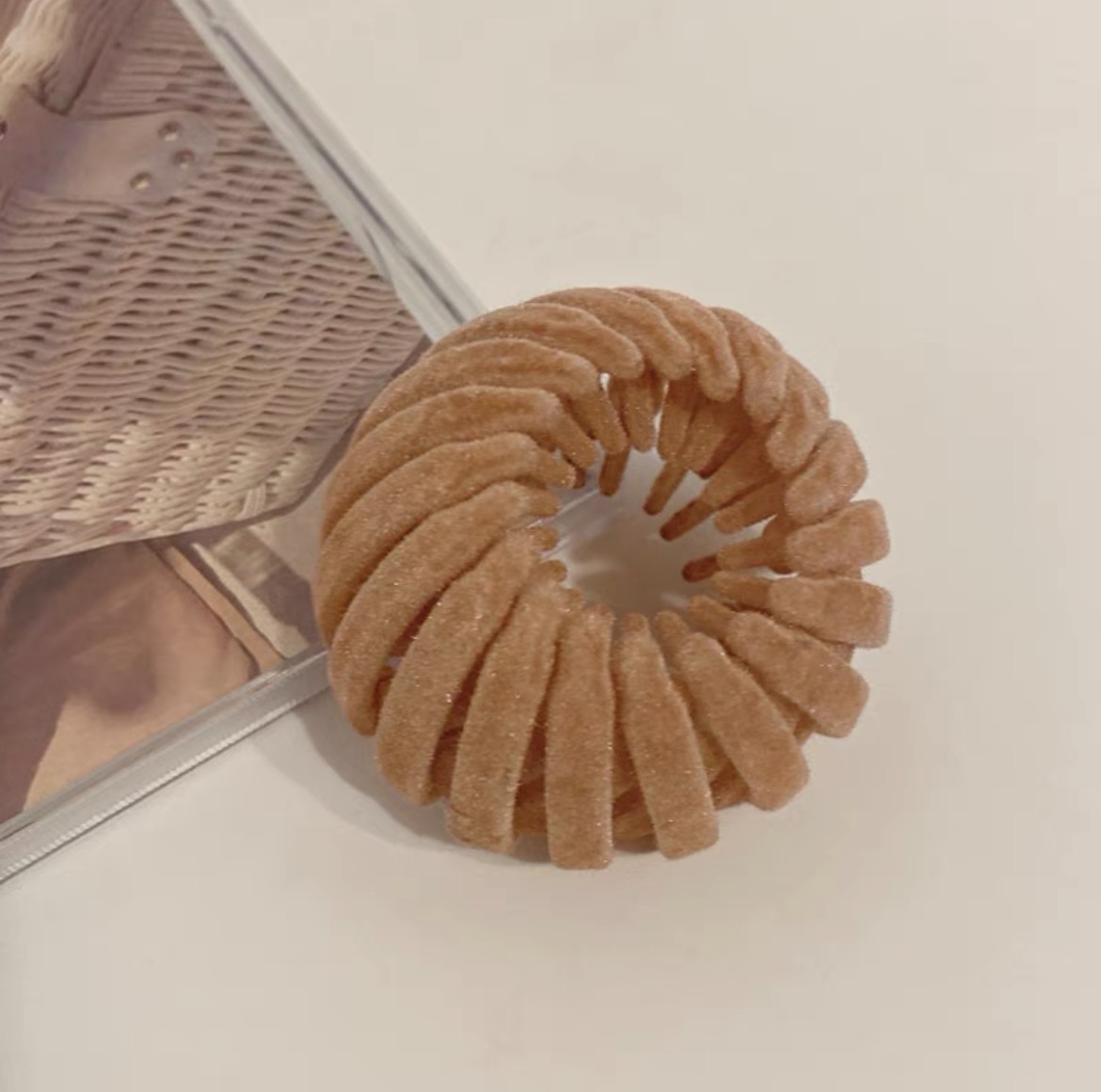 Maruko Bird's Nest Style Hair Tie - Image 2