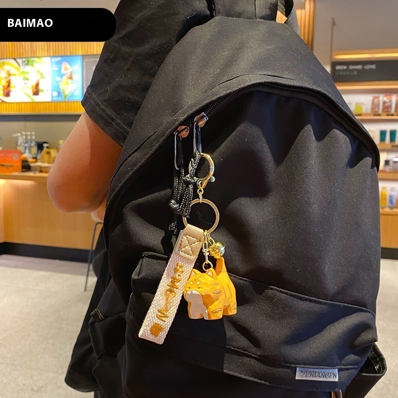 Cute Creative Resin Wood Carving Keychain - Image 7