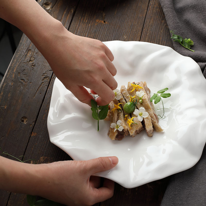 Irregular Ceramic Plates With Special-shaped