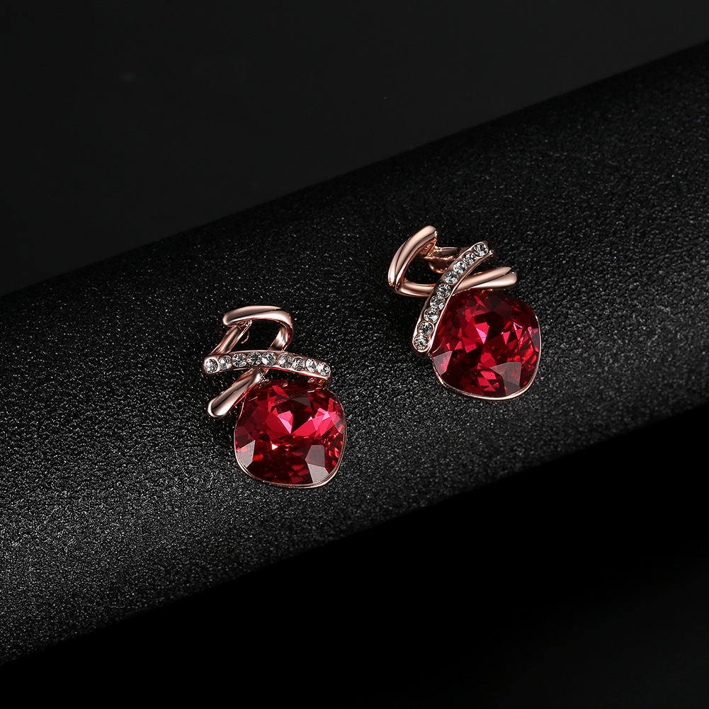 Fashion Red Stone Necklace Earrings Set - Image 3