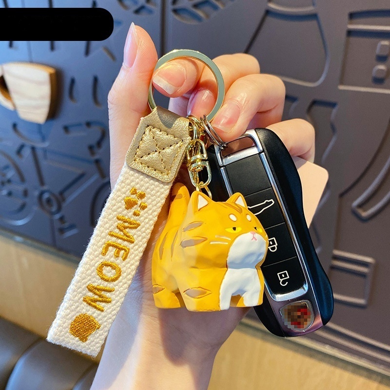 Cute Creative Resin Wood Carving Keychain - Image 6