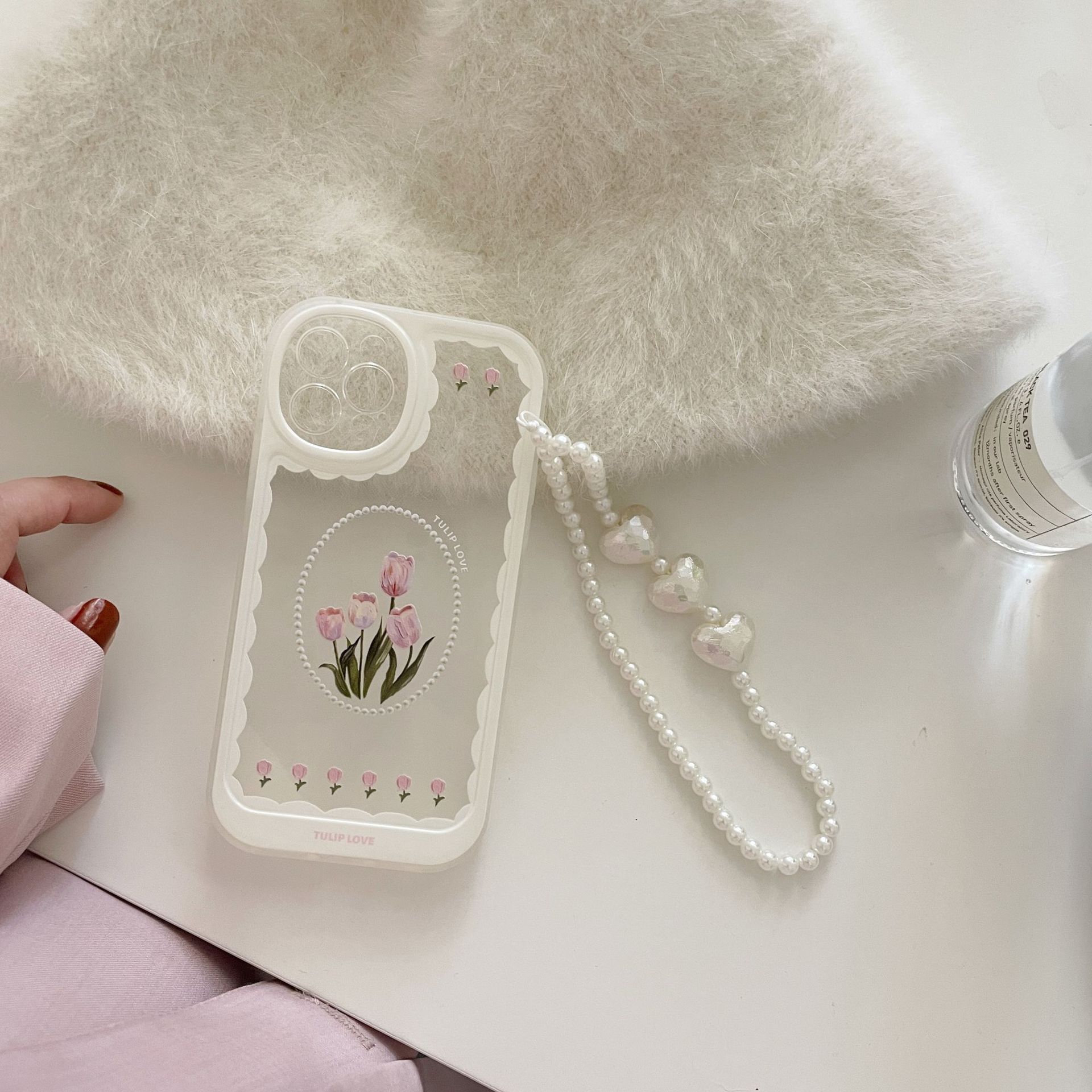 Tulip Vintage Phone Case With Chain - Image 5