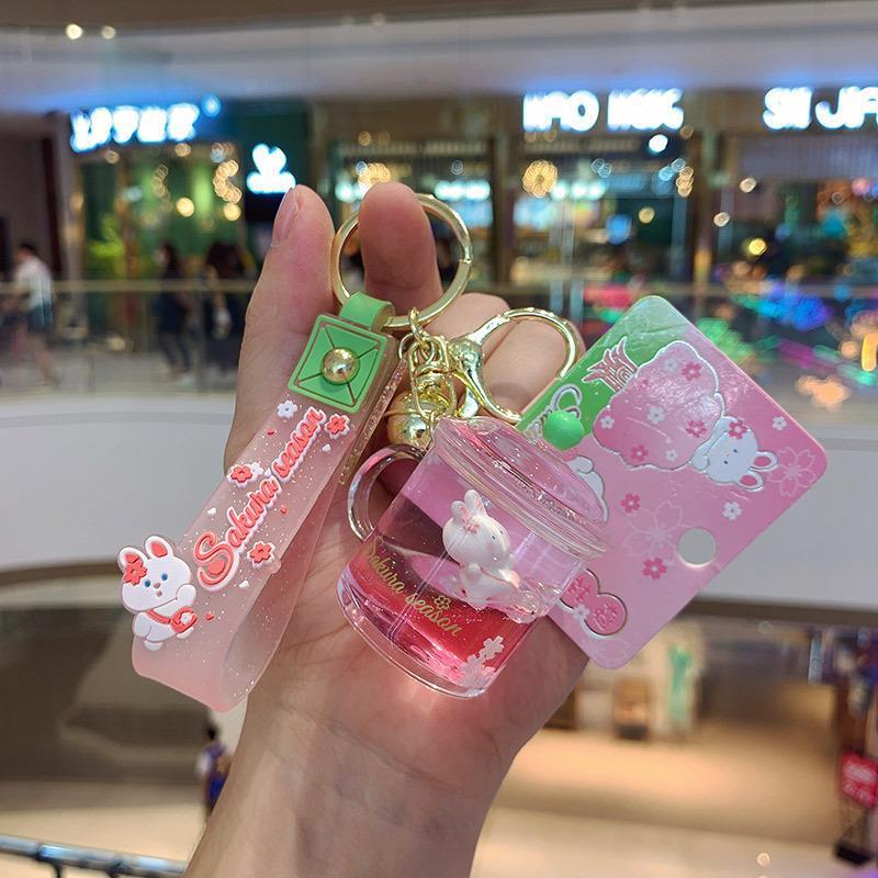 Fashionable Acrylic Pendant Keychain - Image 6