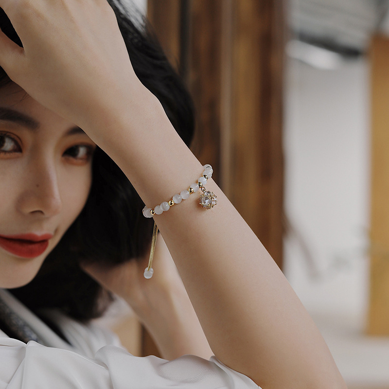 Simple Temperament Retro Bracelet - Image 3