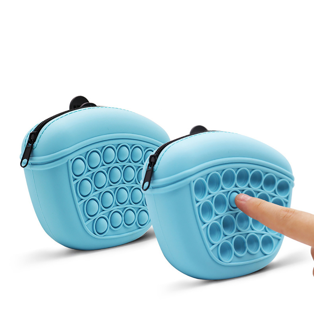 Silicone Treat Pouch Pet Training Bag - Image 10