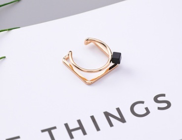 Exquisite Simple Exaggerated Geometric Ring - Image 3