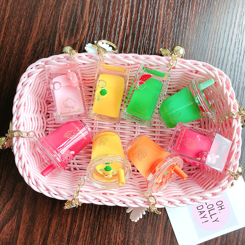 Cartoon Fruit Daisy Acrylic Bottle Keychain