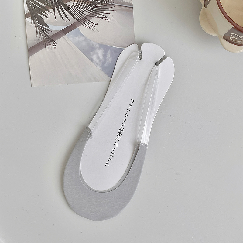 Women Cotton Ice Silk Boat Socks - Image 3