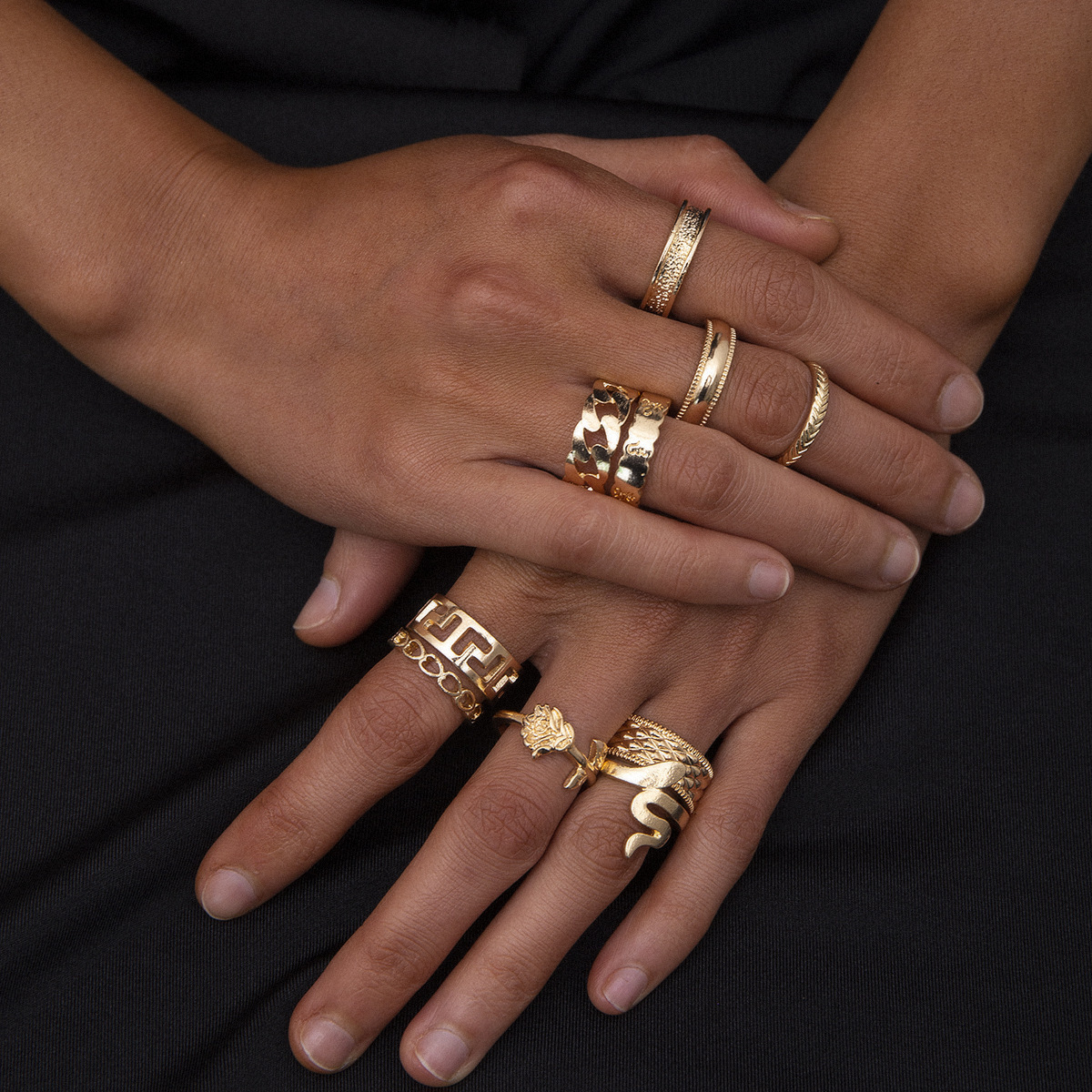 Multiple Geometric Rhombus Ring