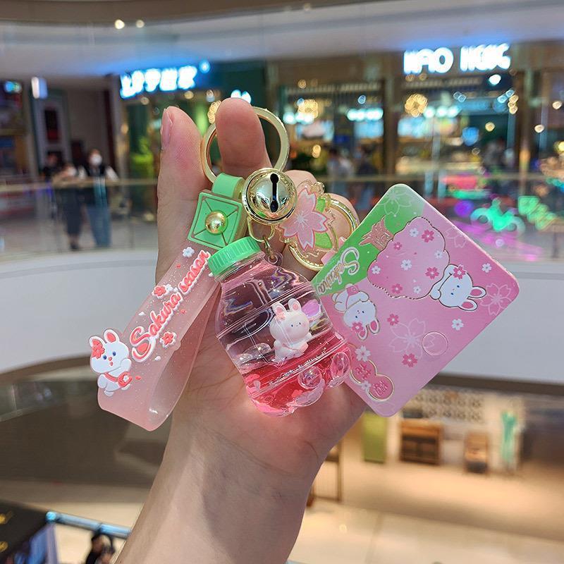 Fashionable Acrylic Pendant Keychain - Image 2