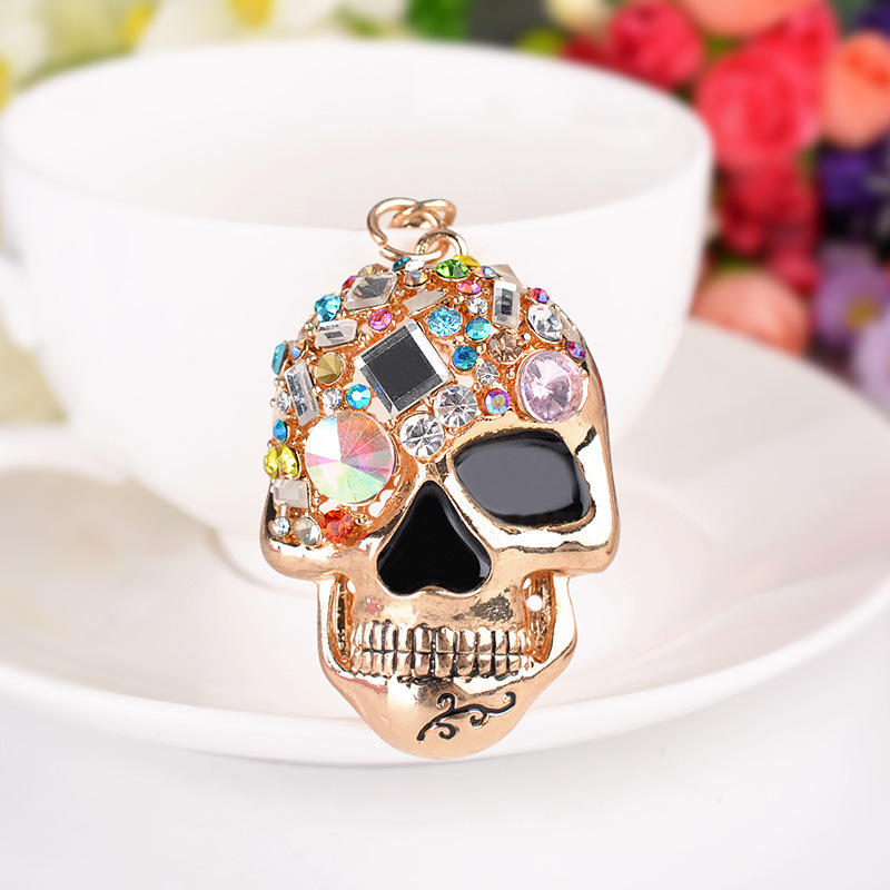 Creative Diamond Skull Metal Keychain