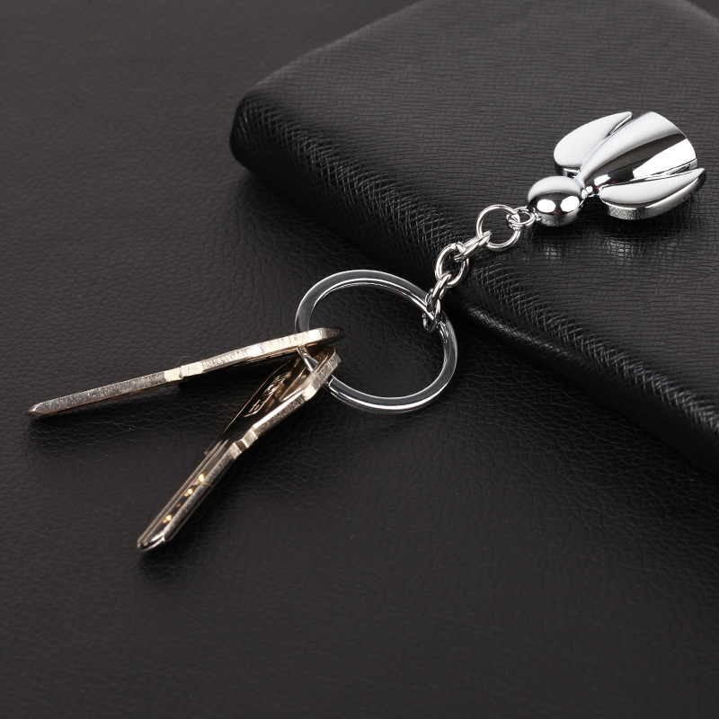 Creative Cute Angel Metal Keychain - Image 2