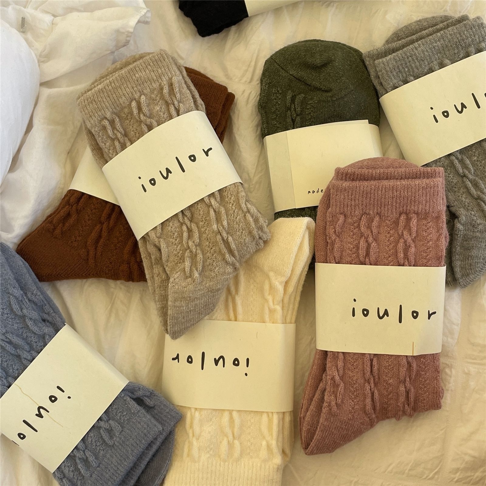 Wool Hemp Pattern Bunching Socks