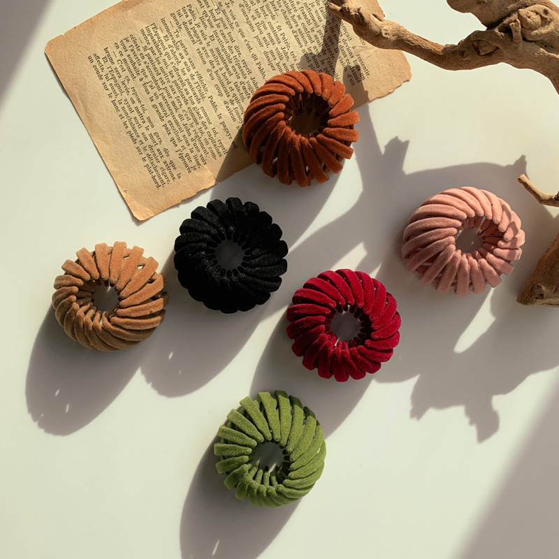 Maruko Bird's Nest Style Hair Tie