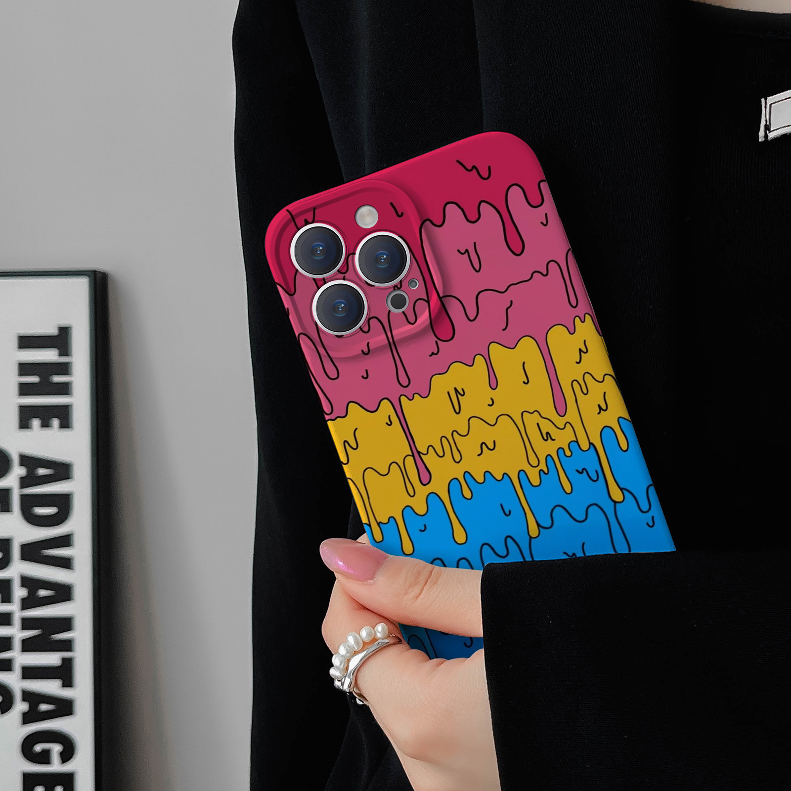 Fashion Cartoon Simple Phone Case - Image 2