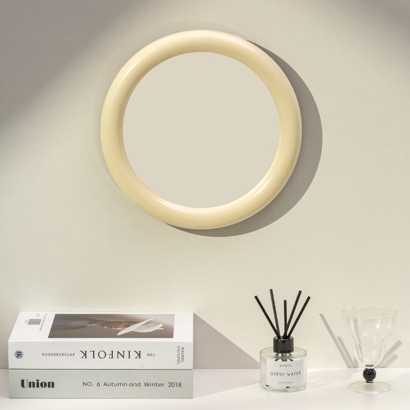 Good-Looking Portable Dressing Mirror