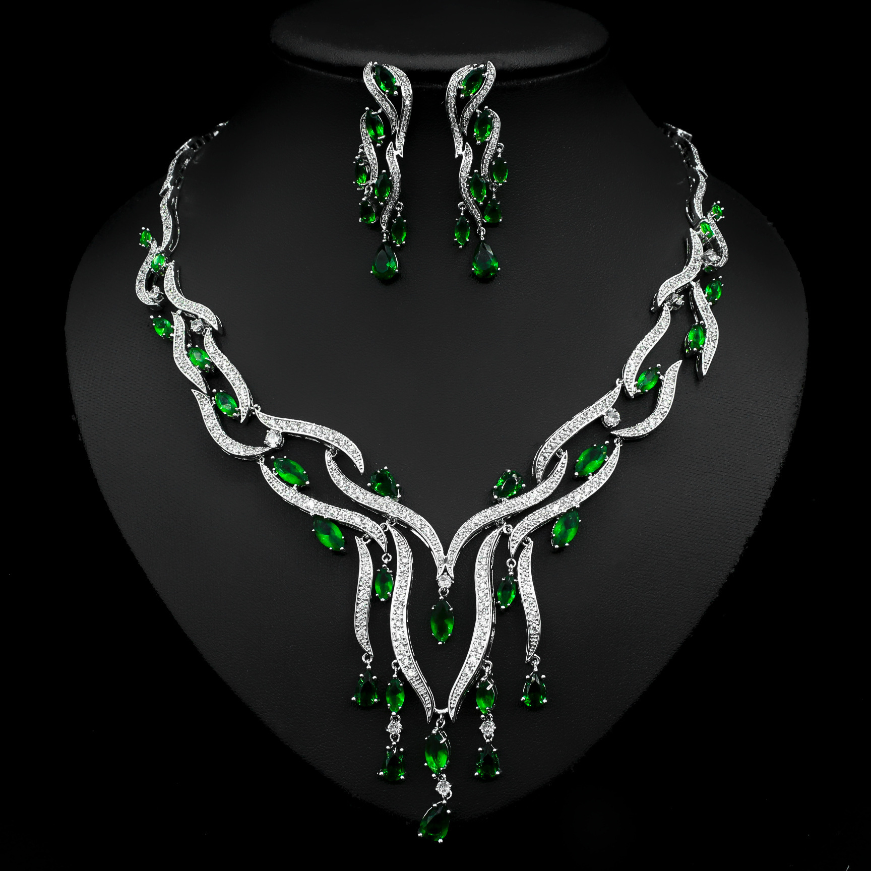 Crystal Zircon Tassel Pendant Set