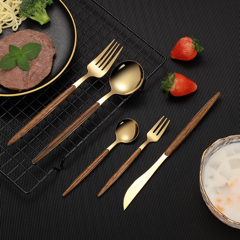 Stainless Steel Cutlery With Wood Handle - Image 7