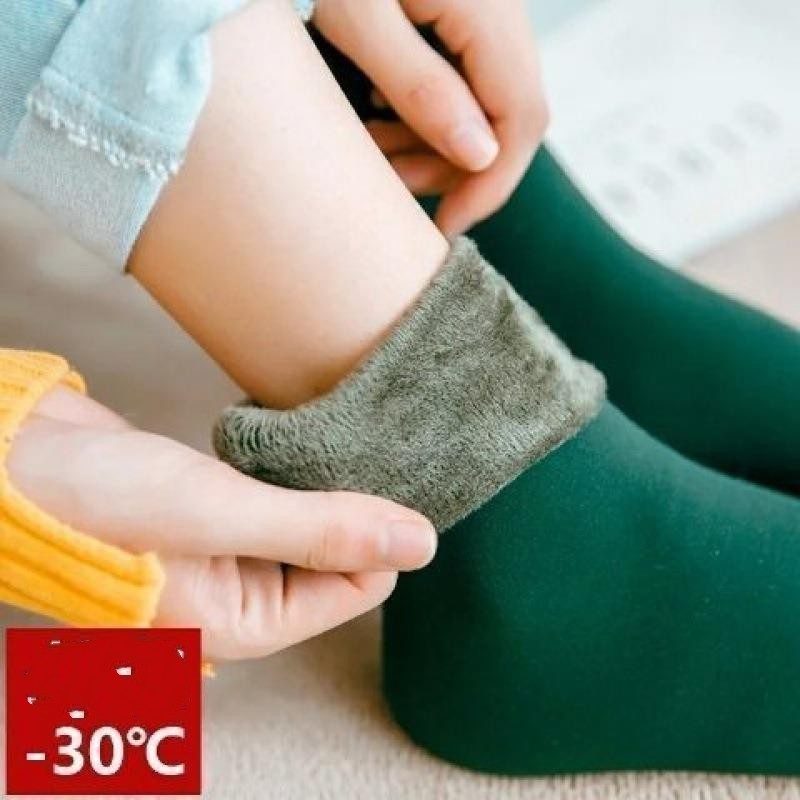 Velvet Cold Protection Self-Heating Socks - Image 2