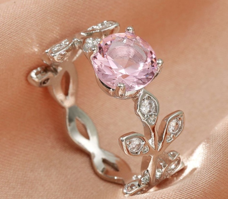 Red Gemstone Silver Plated Ring - Image 5