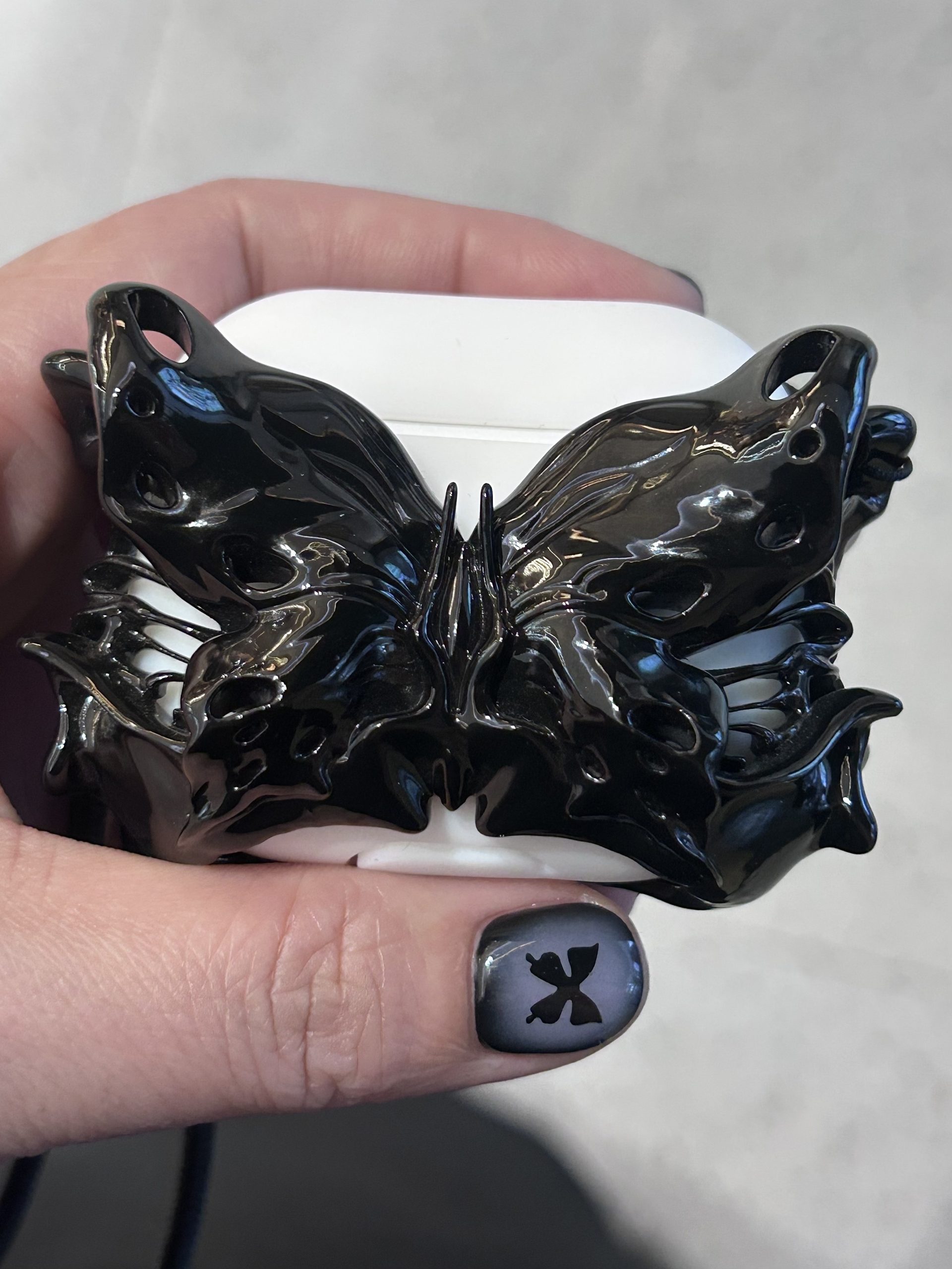 Butterfly Art 3D Printed Earphone Case - Image 7