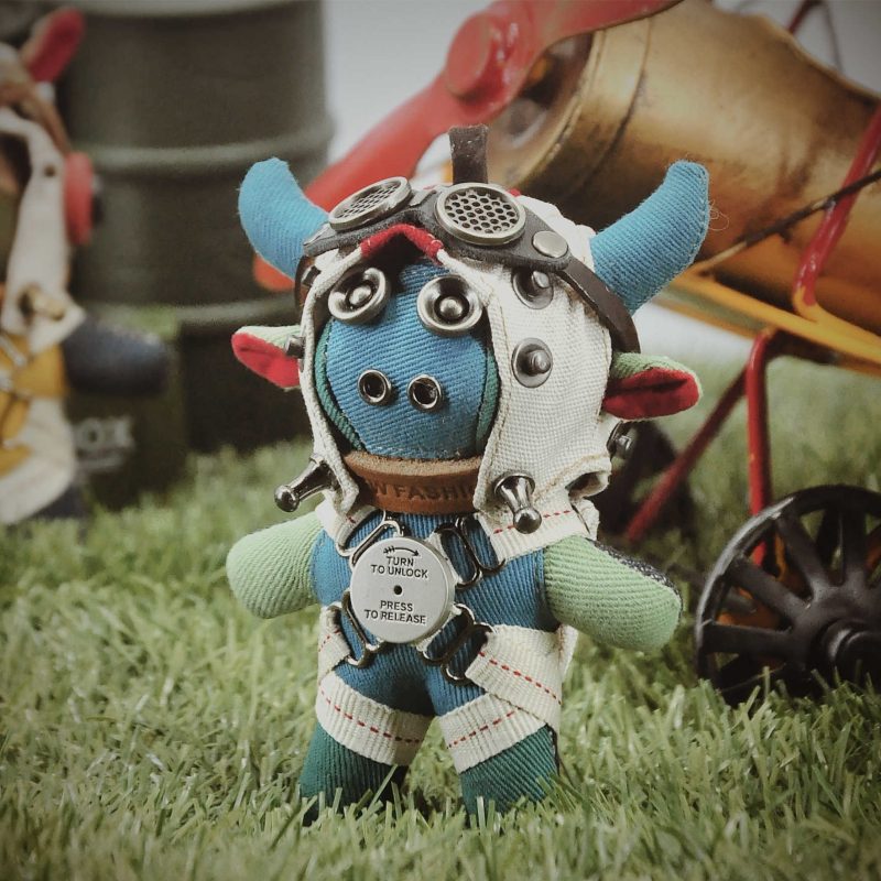 Cute Cow Retro Pilot's Little Pendant Keychain