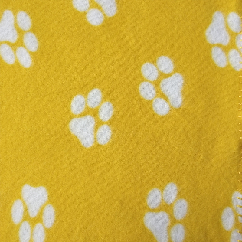 Double-Sided Fleece Warm Pet Blanket - Image 9