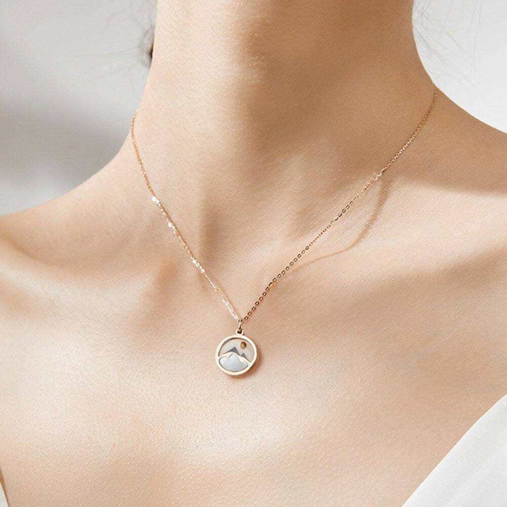 Fashion Retro Style Round Necklace