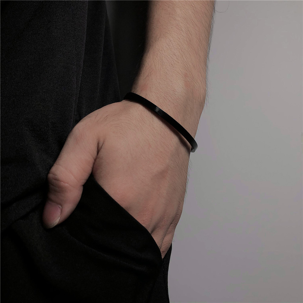 Simple Fashion Glossy Bracelet For Men - Image 3