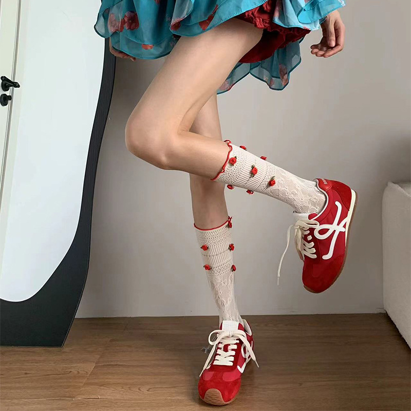 Thin Rose Lace Tube Socks For Women