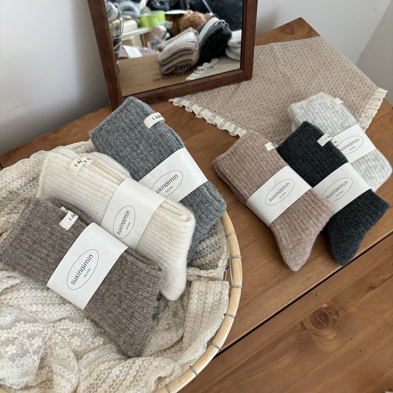 Japanese-style Warm Wool Socks For Girls - Image 3